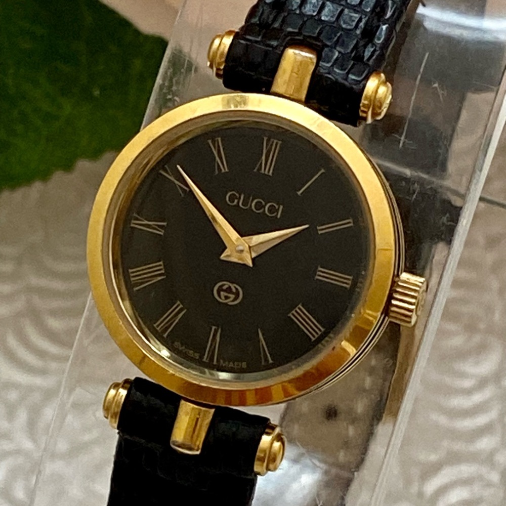 Vintage 80s Authentic Gucci 2000L Timepiece Stacked Swiss Made Watch